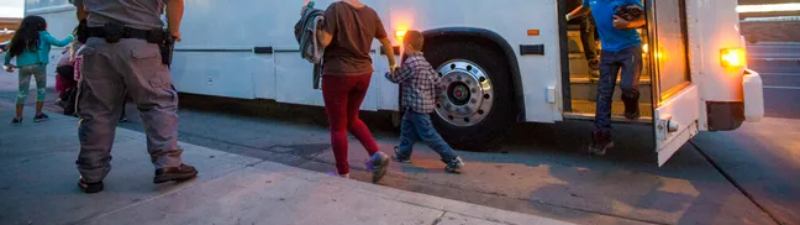 CNN Reports On Red-State Governors Busing Migrants