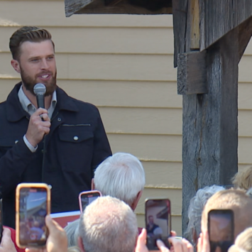 Butker Endorses Senator