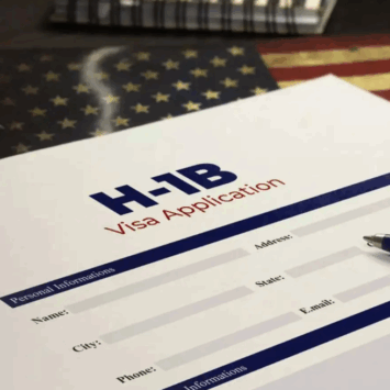 Trump Team Divided Over Future of H-1B Visa Policy