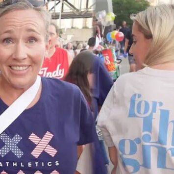 Arena Threatens to Remove Mom & Daughter Sporting Pro-Girl Shirts